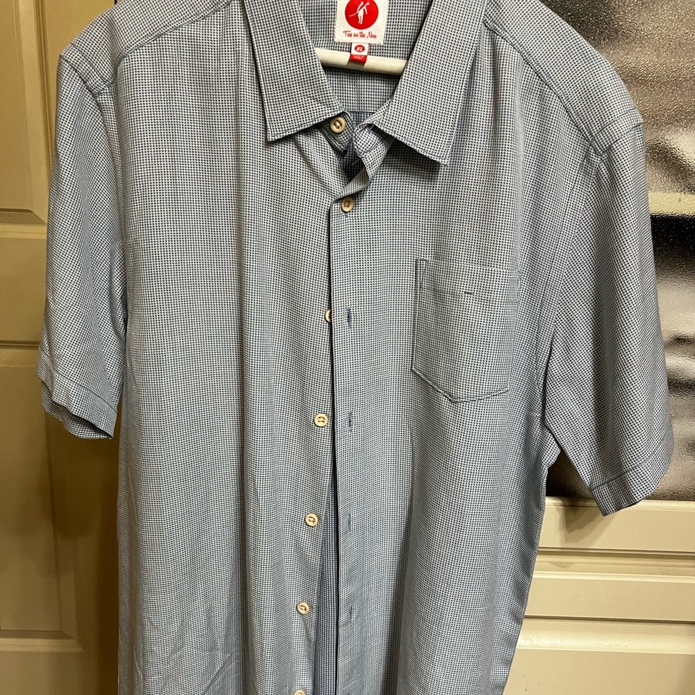 Blue Casual Button Down Shirt with Lightweight Fabric